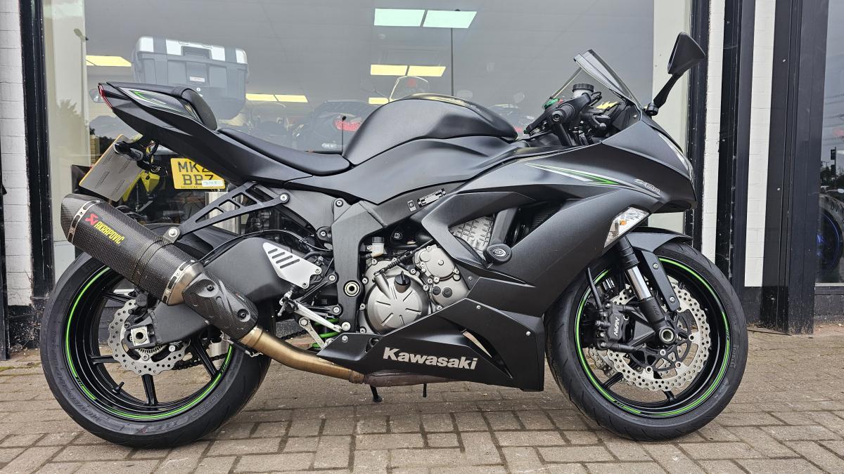 Kawasaki Ninja ZX-6R bikes for sale | AutoTrader Bikes